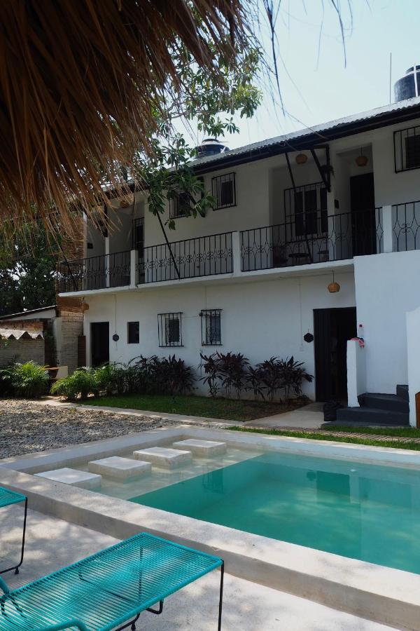 Colorada House Vandrarhem Puerto Escondido  Exteriör bild